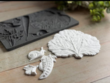 Load image into Gallery viewer, Spring Garden 6 x 10 IOD Mould