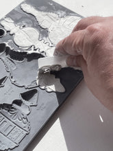 Load image into Gallery viewer, IOD Baubles Mould
