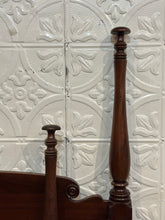 Load image into Gallery viewer, Pair of Vintage Mahogany Twin Beds