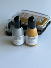 Load image into Gallery viewer, IOD Shimmer Metallic Gold Stamp Pad
