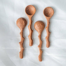 Load image into Gallery viewer, Branch Tree Wooden Spices Small Spoons - Measuring Spoons