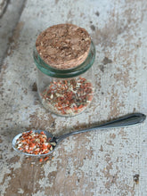 Load image into Gallery viewer, Fresh Garden Sea Salt