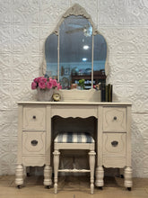Load image into Gallery viewer, Vintage Jacobean Dressing Vanity with stool