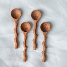 Load image into Gallery viewer, Branch Tree Wooden Spices Small Spoons - Measuring Spoons