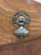 Load image into Gallery viewer, Gorgeous Petite Jacobean server