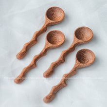 Load image into Gallery viewer, Branch Tree Wooden Spices Small Spoons - Measuring Spoons