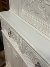 Load image into Gallery viewer, Vintage Jacobean Style Cabinet