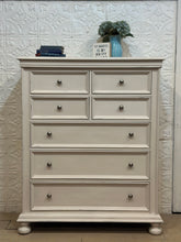 Load image into Gallery viewer, Drexel Heritage Chest of Drawers