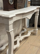 Load image into Gallery viewer, Minton Spidell Entryway Console Table