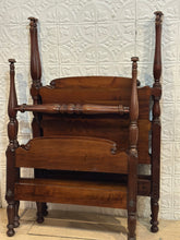 Load image into Gallery viewer, Pair of Vintage Mahogany Twin Beds