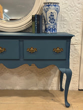 Load image into Gallery viewer, Beautiful Coastal Queen Anne Sideboard