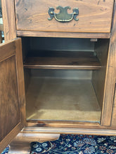 Load image into Gallery viewer, Ethan Allen Long Dresser with Mirror