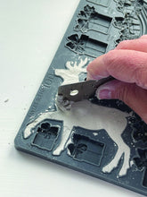 Load image into Gallery viewer, IOD Santa’s Sleigh Mould  ki