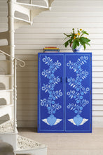 Load image into Gallery viewer, *NEW* Frida Blue - Chalk Paint® by Annie Sloan