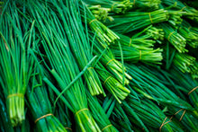 Load image into Gallery viewer, Garlic Chive White Balsamic Vinegar