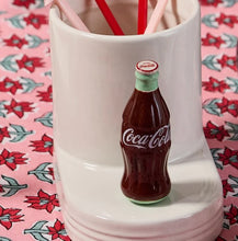 Load image into Gallery viewer, coke® bottle