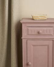 Load image into Gallery viewer, Jaipur Pink - Chalk Paint® by Annie Sloan