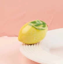 Load image into Gallery viewer, lemon squeeze