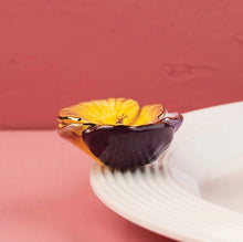 Load image into Gallery viewer, pansy pop