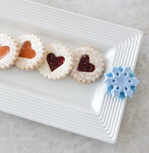 Load image into Gallery viewer, pinstripes bread tray