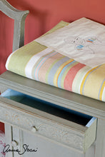 Load image into Gallery viewer, French Linen - Chalk Paint® by Annie Sloan