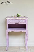 Load image into Gallery viewer, Henrietta - Chalk Paint® by Annie Sloan