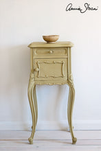 Load image into Gallery viewer, Versailles - Chalk Paint® by Annie Sloan