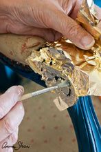 Load image into Gallery viewer, Annie Sloan Gold Size