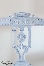 Load image into Gallery viewer, Annie Sloan White Chalk Paint® Wax